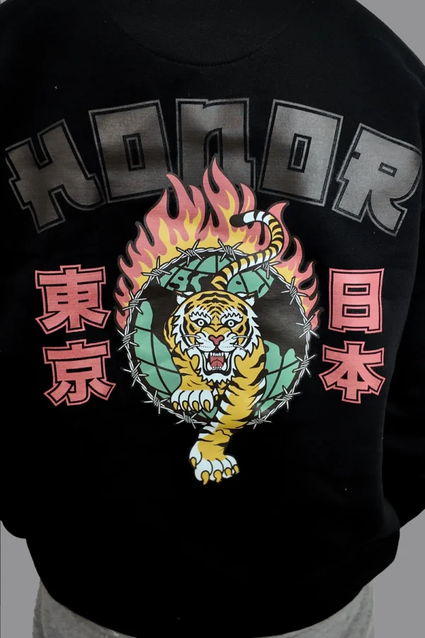 Gorilla Honor Graphic T-Shirt - Image 3